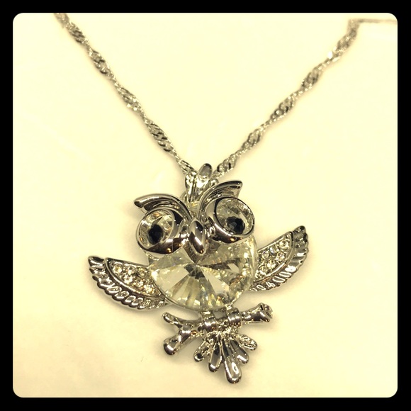 Crystal Owl Necklace - Picture 2 of 6